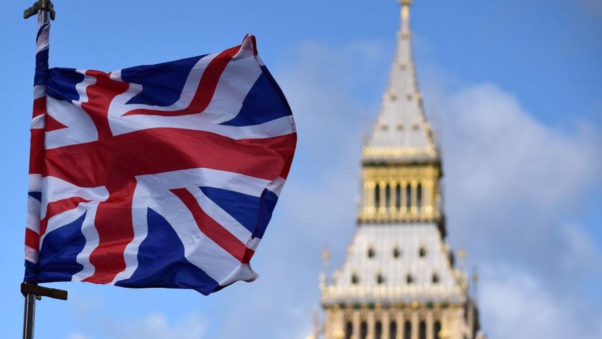 Big Ben y bandera británica — documentos para visados del Reino Unido
